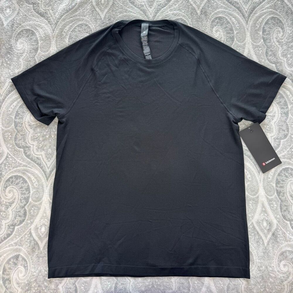 Mens NWT Hawaii Exclusive Lululemon Metal Vent Short Sleeve